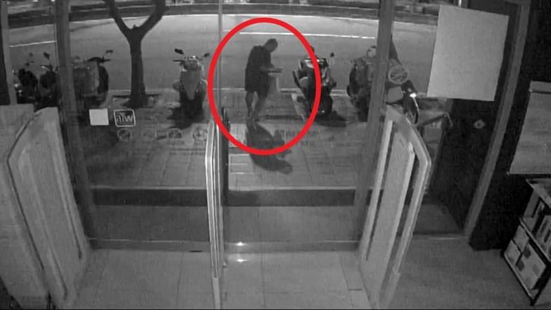 他饑寒交迫翻車廂　警逮人見辛酸內幕