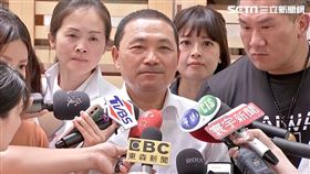 侯友宜,館長陳之漢受訪