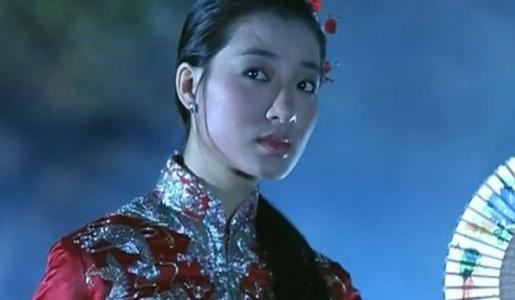 王小鳳曾與王祖賢並稱「最美鬼后」。（圖／翻攝自微博）