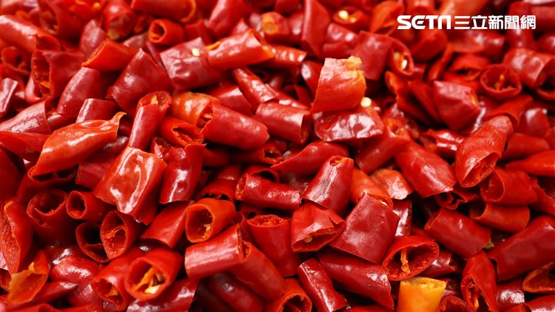 少年吃麻辣麵得冠軍　下秒突暈倒送醫