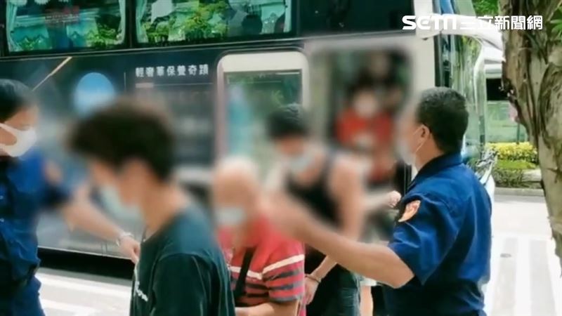 十瘖啞人揪通緝犯開毒趴！警破門傻眼