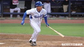 ▲富邦悍將三壘手辛元旭。（圖／記者劉彥池攝影）
