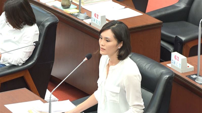超狂！李眉蓁市政質詢　嗆辣喊這句