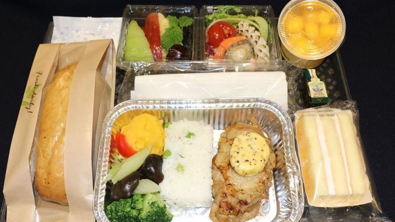 飛機餐回來了！華航防疫熱餐7／6出