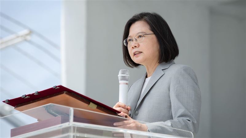海陸覆艇事件後　蔡英文赴99旅打氣