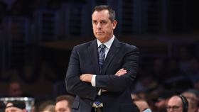 NBA／調皮！湖人主帥受訪惡整記者
NBA,洛杉磯湖人,Frank Vogel,惡作劇
翻攝自推特