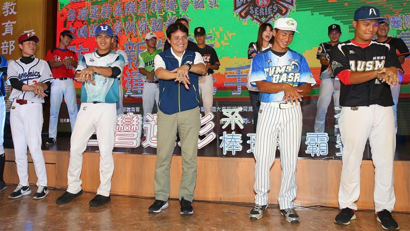 球迷有福　體育署擬推「運動振興券」