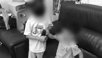 膠帶纏成哆啦A夢！孩子示範家長心碎