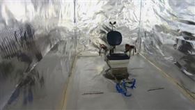 ▲荷蘭警方破獲「酷刑」貨櫃。（圖／翻攝自推特影片）