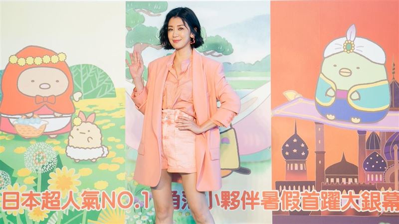 賈靜雯獻聲《角落》！咘咘嗨炫耀萌翻