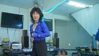 舞棍阿伯商演收入銳減　剩不到1/3