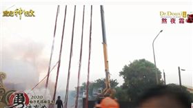 媽祖回鑾　5串長炮迎接。（圖／翻攝自寶島神很大YouTube）