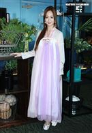 星光二班程依禾瑤身一變為遊戲公司高層，古裝扮相為自家遊戲代言。（記者邱榮吉/攝影）