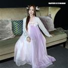 星光二班程依禾瑤身一變為遊戲公司高層，古裝扮相為自家遊戲代言。（記者邱榮吉/攝影）