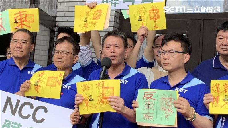 國民黨拿選票塗鴉　綠委傻眼：瘋了嗎