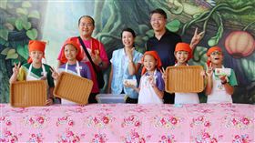 頂新,華山基金會,1日乖孫,老人,將才學堂(頂新和德文教基金會)