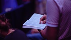 聖經。（圖／翻攝自pexels）