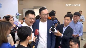 朱立倫、江啟臣同場　氣氛「尷尬癌」