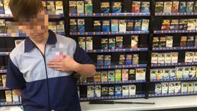  寄件遭超商菜鳥「甩棍恐嚇」　客怒PO文：店長還說要告我。（圖／翻攝自爆怨公社）