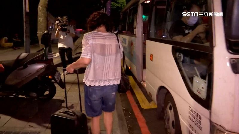 永和地基掏空　民急撤離：睡褲還沒換