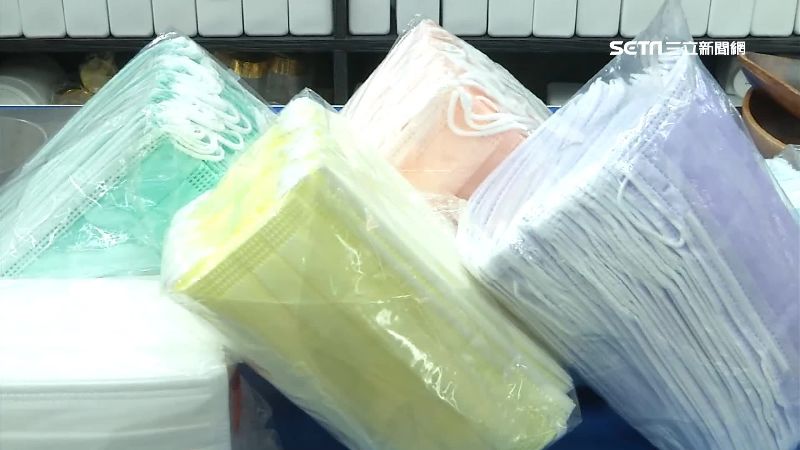 各大賣場表示，防疫物資目前皆正常販售。（圖／資料圖）