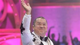 港星曾志偉被質疑在直播中賣假酒。（圖／翻攝自微博）