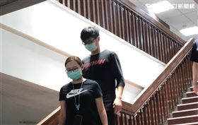  ▲輾斃朱高正兒子朱仰丘，易姓男子出庭，表示不認罪，律師則認為，求償金額過高。（圖／記者楊佩琪攝）