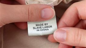 美駐華使館發文批「奴隸勞工製造」　中國人卻只看到P圖（圖／翻攝自US MissionCN推特）
