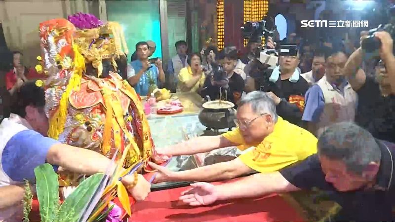 旗山媽遶境6天　陳其邁請媽祖登鑾轎
