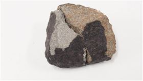 習志野隕石。（圖／翻攝自National Museum of Nature and Science臉書）