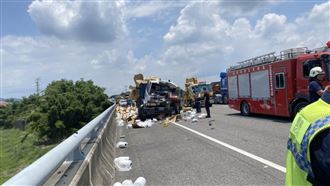 新／國道3田寮段貨車撞聯結車釀1死