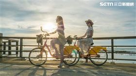 新北市政府觀光旅遊局推出「青春山海線—Fun開玩浪」6條最嗨、最放鬆的水上遊程。（圖／新北市觀旅局提供）