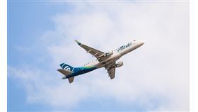 男子在班機上威脅要殺光所有乘客。（圖／翻攝自阿拉斯加航空臉書）