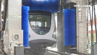 特製洗車區　台中捷運「沐浴過程」曝