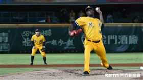 中信兄弟先發投手德保拉。（圖／記者王怡翔攝影）