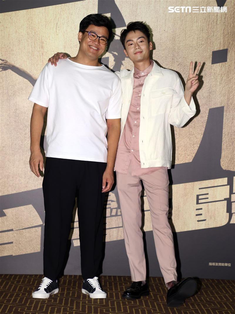 「國片一起起飛」逃出立法院林鶴宣（大鶴）。（記者邱榮吉/攝影）