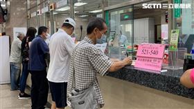 內湖郵局，領取三倍券，記者劉沛妘攝影