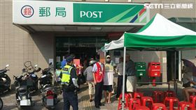 安心領取三倍券　金山警動員安全維護（圖／金山分局提供）