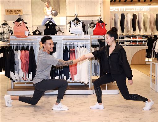 王陽明蔡詩芸甜蜜分享熱汗生活方式