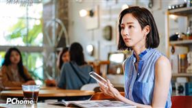 張鈞甯,藍鈞天,王柏傑,吳宜樺。PChome線上購物提供