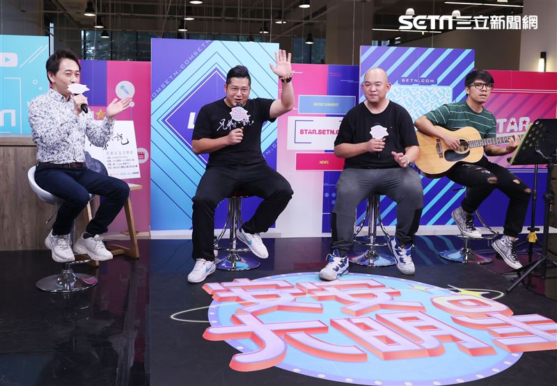 草爺安安大明星。（記者邱榮吉/攝影）