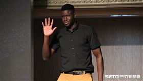 畢業自中州科大的班霸被裕隆選中。（圖／記者劉家維攝影）