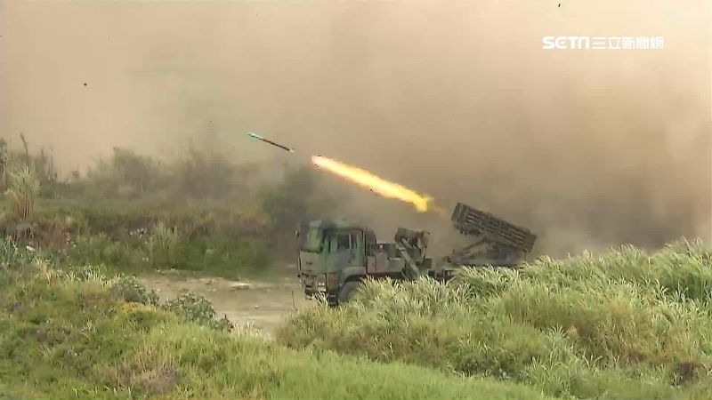 火砲射擊超震撼　達人備大砲搶拍漢光