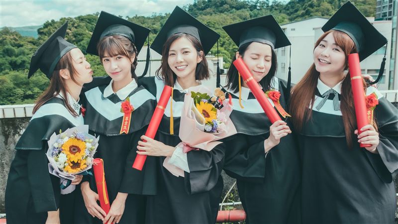 畢業生3大煩惱　《青春》首集掀共鳴