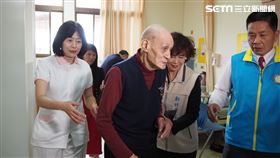 褲子穿20年、吃饅頭配開水　8旬老榮民捐700萬做公益