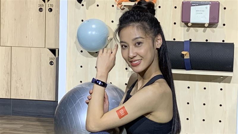 小米手環5來了！螢幕變大售945元