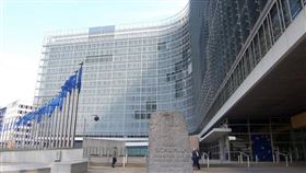 歐洲聯盟執委會11日宣布，建議申根區國家在6月15日取消內部邊境管制，自7月1日起逐步對外開放邊境。圖為歐盟總部。（中央社檔案照片）