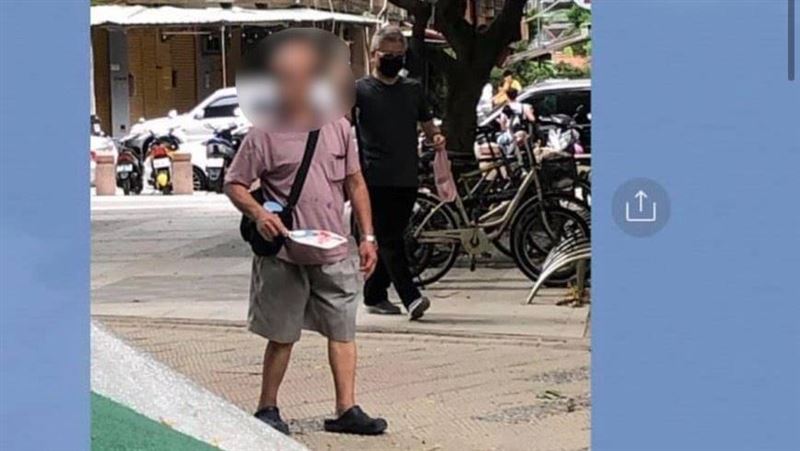 介壽公園驚見變態翁　露鳥旋轉小啾啾