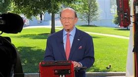 美國商務部長羅斯（Wilbur Ross）,美商務部長微恙住院　發言人：非感染冠狀病毒。（圖／翻攝自Wilbur Ross臉書）
https://www.facebook.com/secretaryross/photos/a.450995681898600/1244778312520329/?type=3&theater