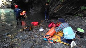 溺水,屏東,神山瀑布,搶救（圖／屏東消防局提供）